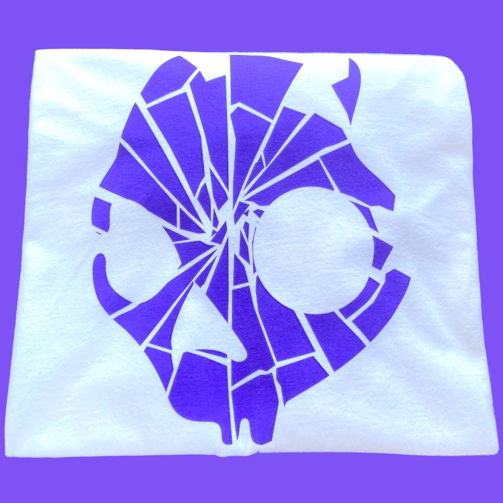 Skull Candy "Shattered" 100% Cotton Soft White Tee Graphic Purple Skull XL NWT